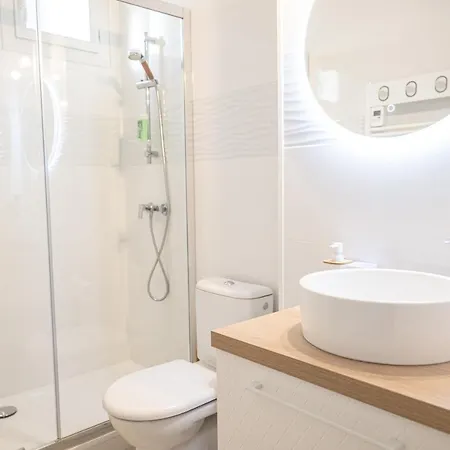 Corail Studio - 2Min Plage Centre Ville - Clim - Wifi - Parking Prive - Ideal Famille - La Grande Motte Exterior photo