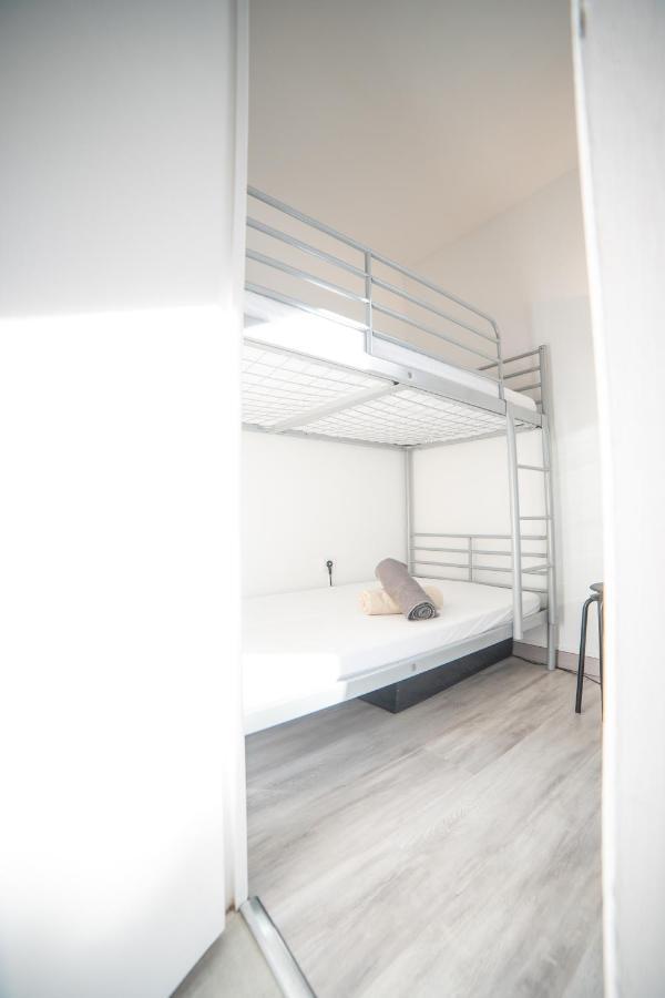 Corail - 2min Centre Wifi - Ideal Famille - Cohôteconciergerie Motte Appartement